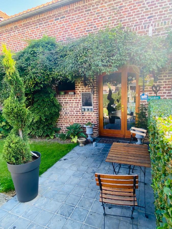 Ferme De Montecouvez Bed & Breakfast Crèvecoeur-sur-lʼEscaut Екстериор снимка