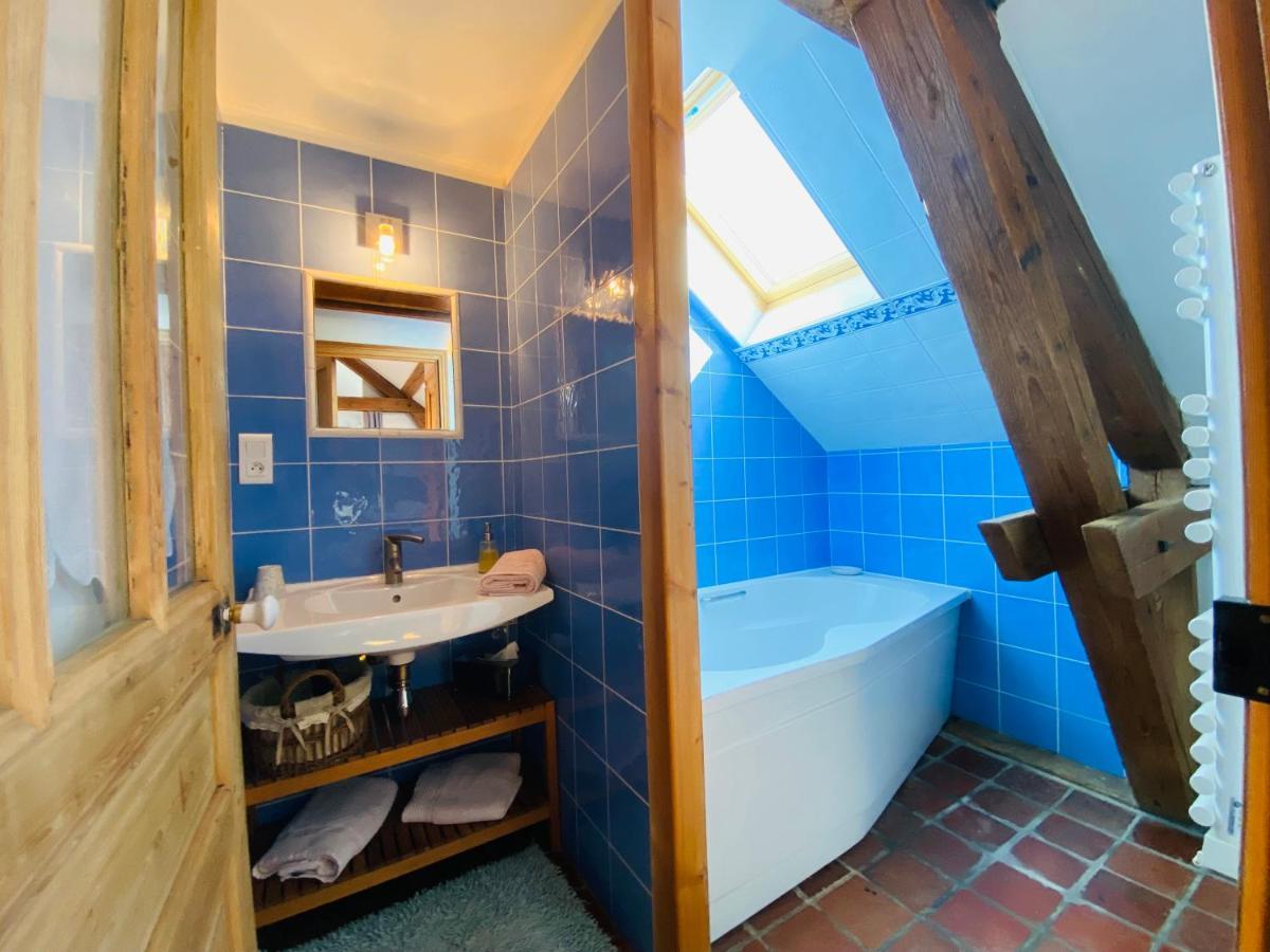 Ferme De Montecouvez Bed & Breakfast Crèvecoeur-sur-lʼEscaut Екстериор снимка
