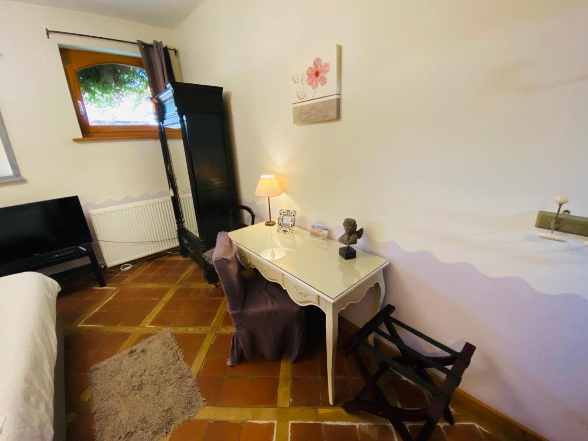 Ferme De Montecouvez Bed & Breakfast Crèvecoeur-sur-lʼEscaut Екстериор снимка